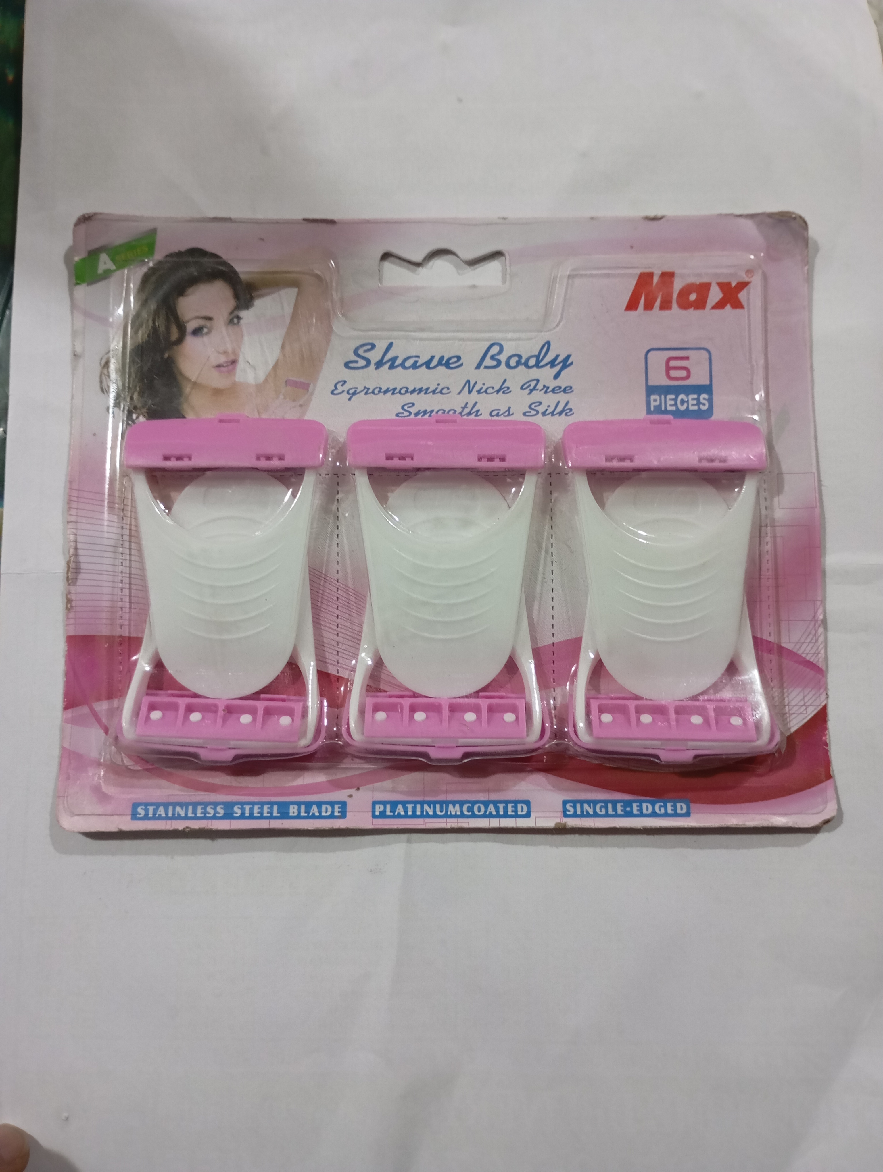 Max Shave Body Stainless Steel Platinum Coated Single Edged Bleds