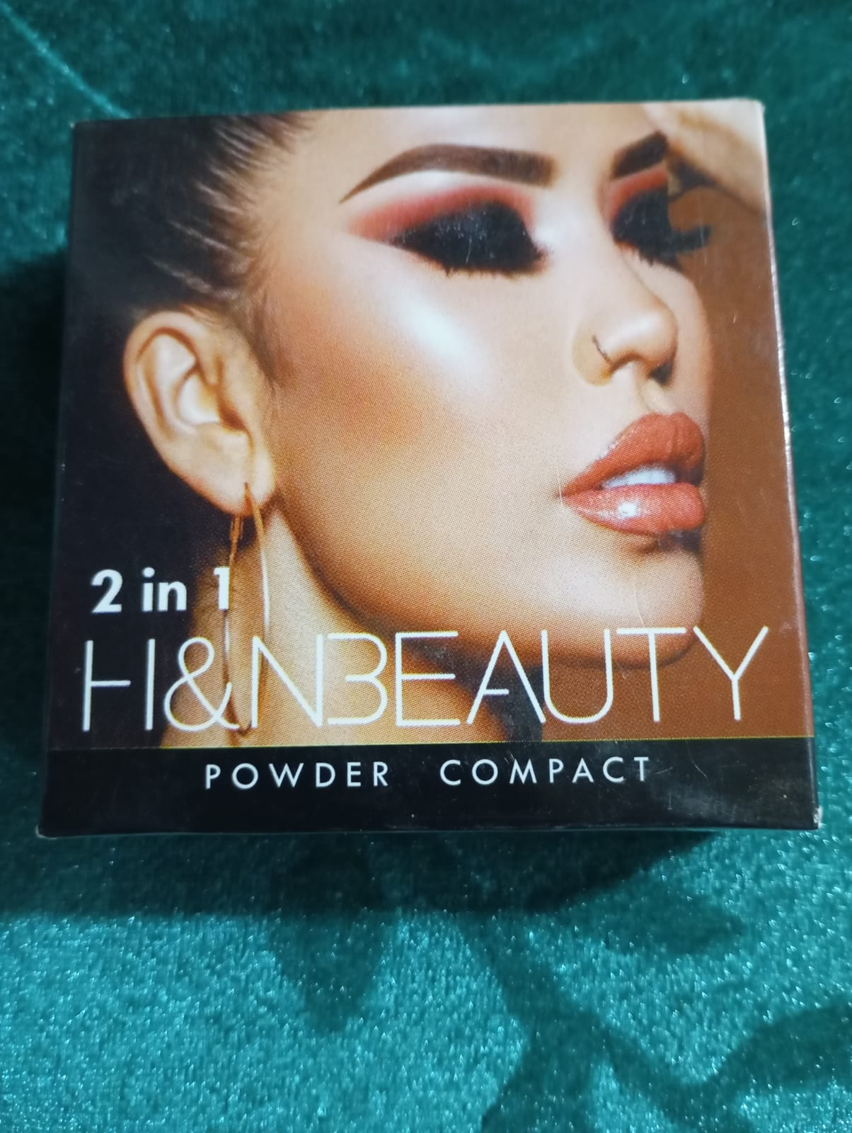 H & Beauty 2 in 1 Matte Finish Makeup Powder